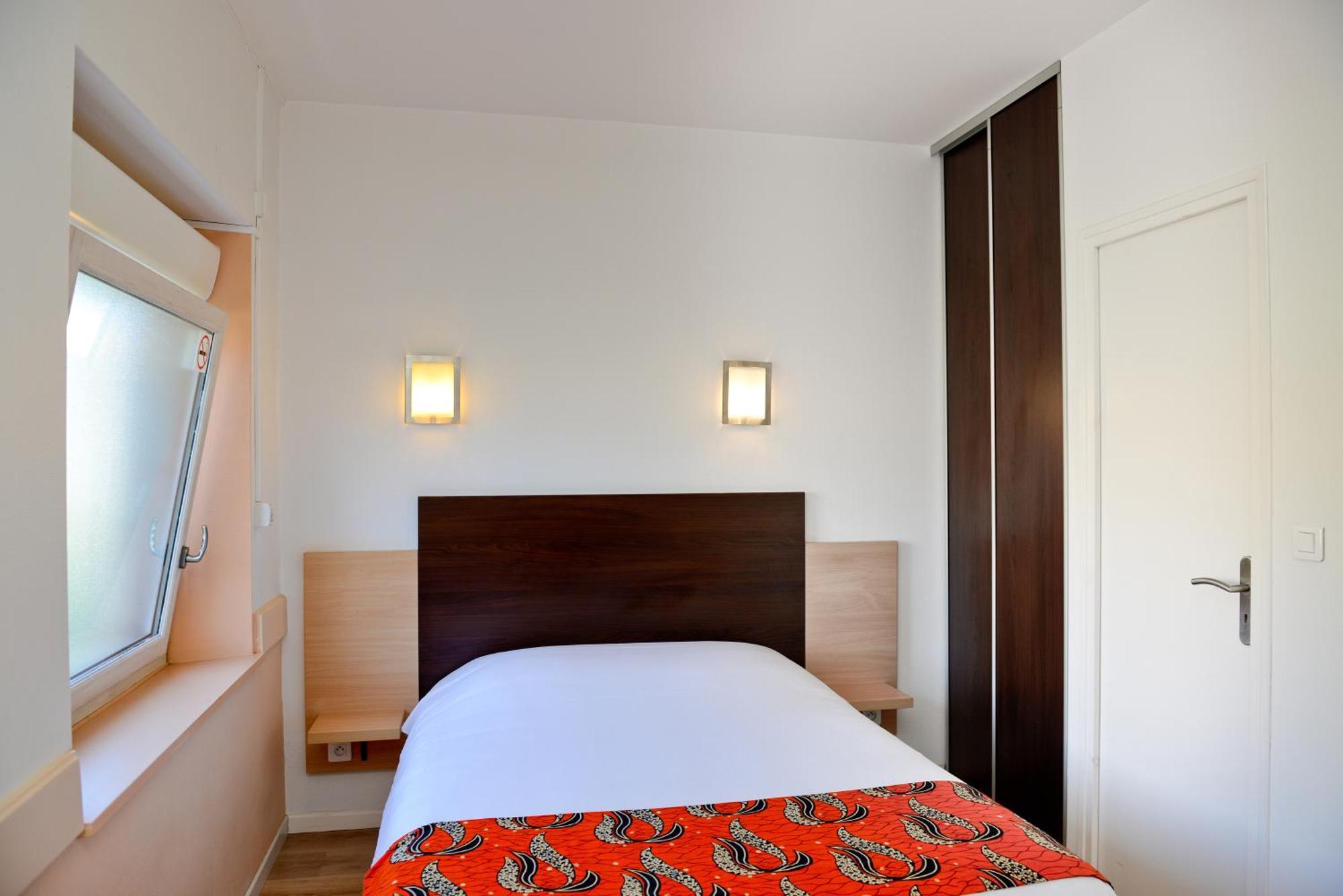 Gan Logis Hostellerie Du Neez מראה חיצוני תמונה